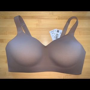 Lululemon Hold True Bra 36DD Soft Sand NWT